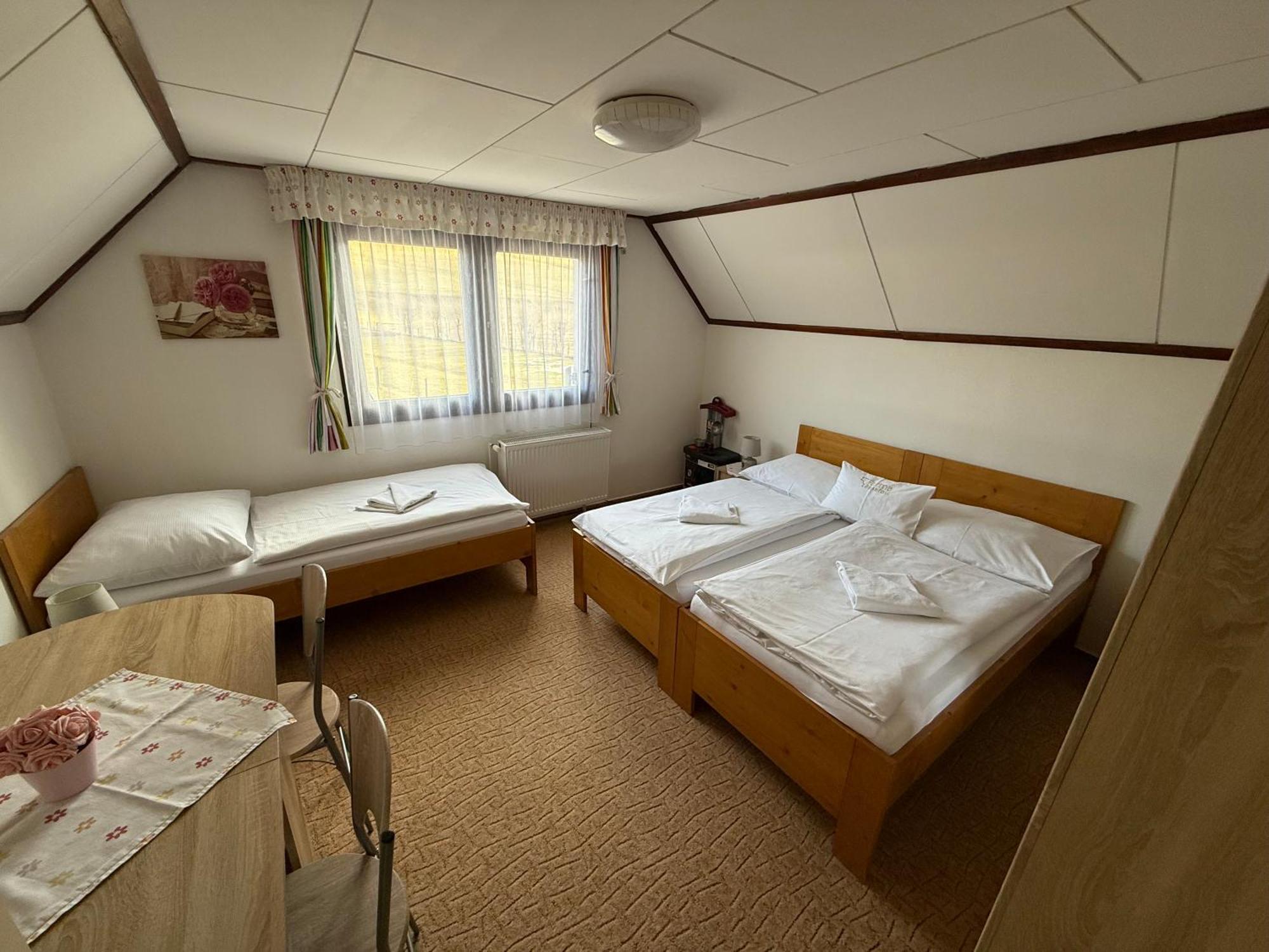 Farma Basarovi Hotel Prosecne Екстериор снимка