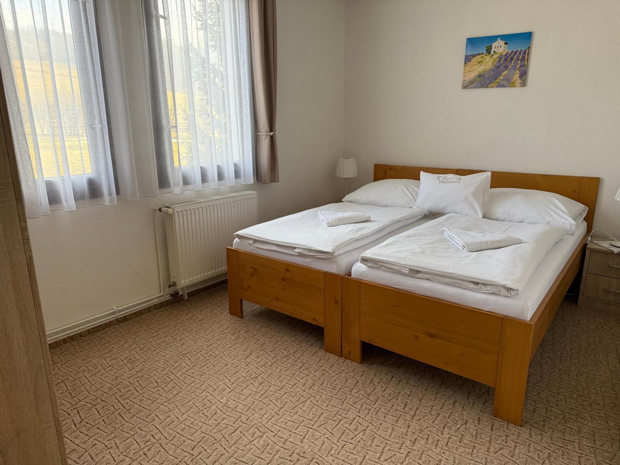 Farma Basarovi Hotel Prosecne Екстериор снимка