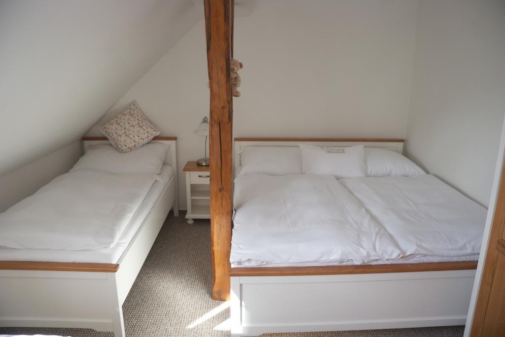 Farma Basarovi Hotel Prosecne Екстериор снимка